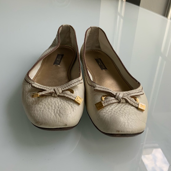 Louis Vuitton Beige Ballet Flats - Picture 6 of 7